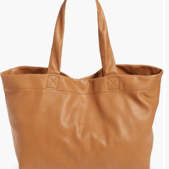 Madewell Handbags - Madewell oversized Piazza tote